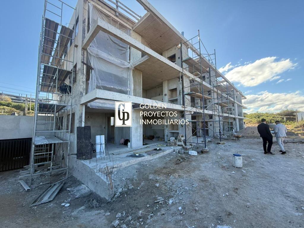 Apartamento en Venta 2 Dormitorios y Garage Punta