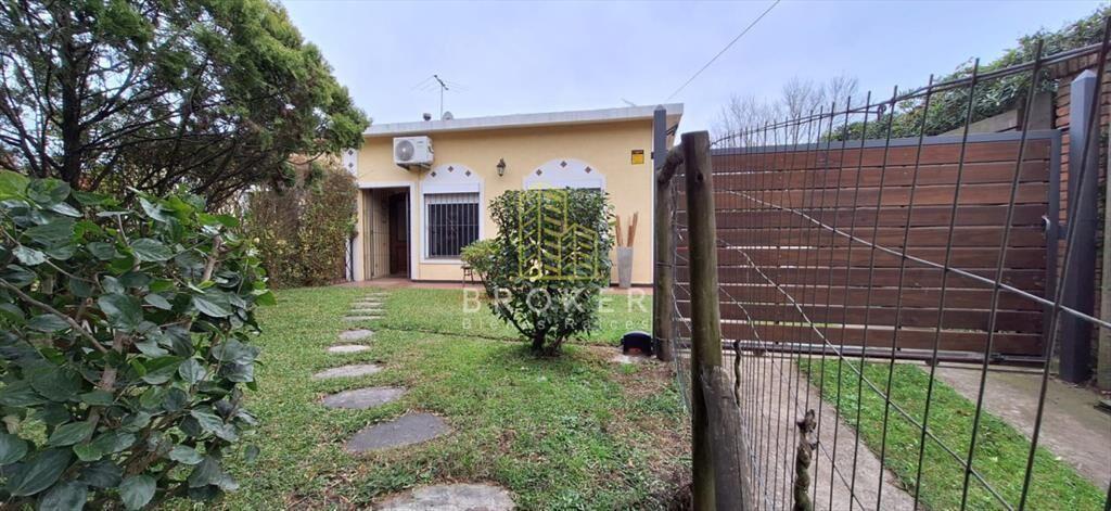 Venta casa 3 dormitorios Pinares Punta del Este excelente e