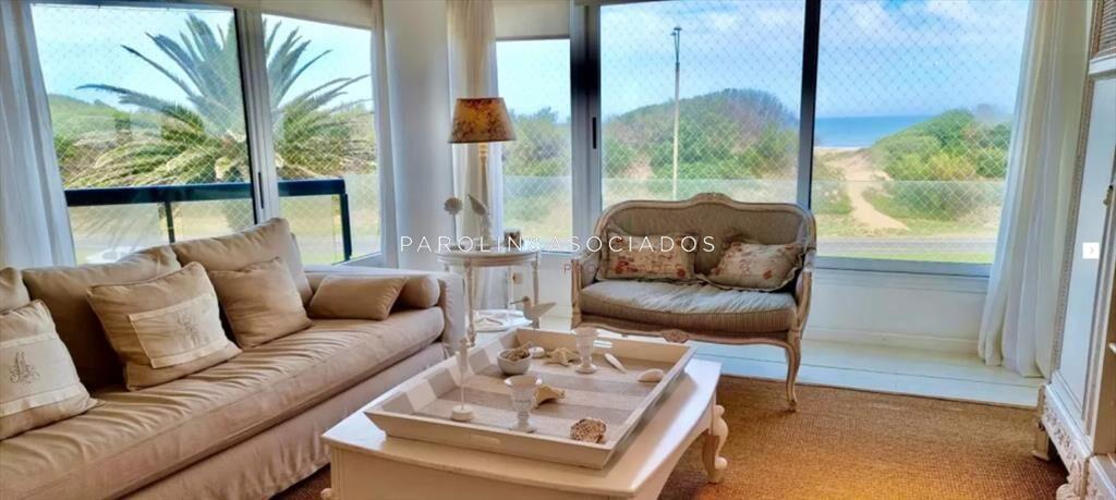 Apartamento en venta en edificio Arenas Blancas,