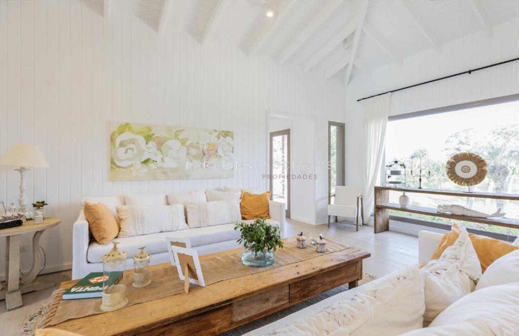 Casa en Venta de 4 Dormitorios en Pinar del Faro,
