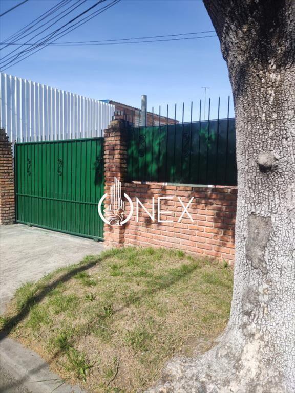 ONEX VENDE CASA EN BARRIO PEÃ?AROL