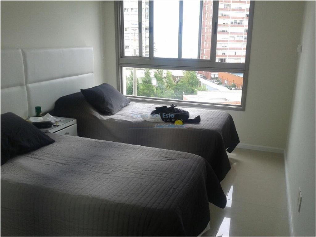 Apartamento en venta de 3 dormitorios en Punta ,