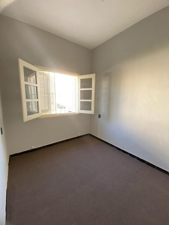 VENTA CASA PH 3 DORMITORIOS, AMPLIO TERRENO PARA EDIFICAR.