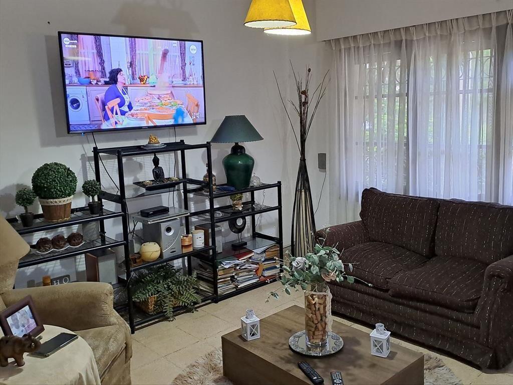 venta casa Malvín  2 dormitorios fondo,estar
