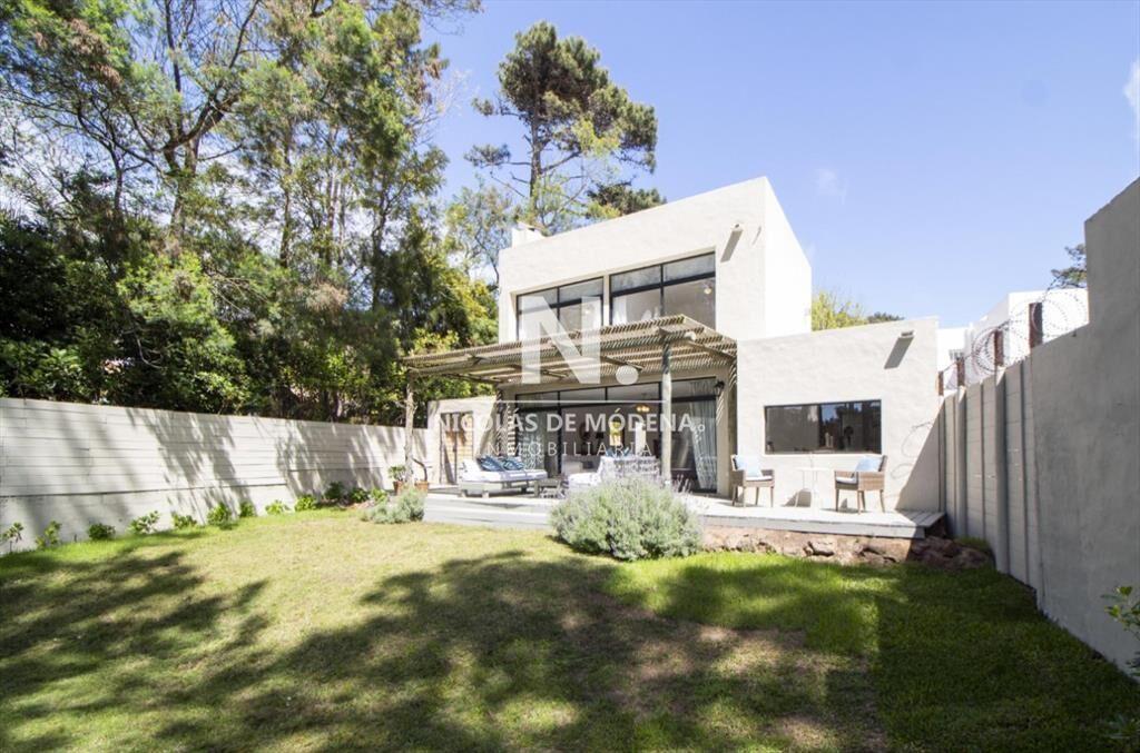 Casa en venta - Montoya