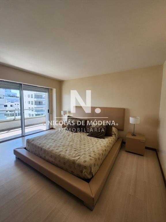 Vende espectacular apartamento con vista al mar 3