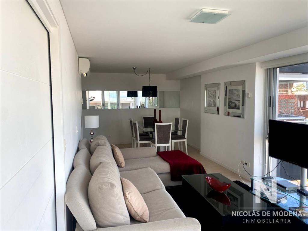 VENTA DE APARTAMENTO DE 3 DORMIOTRIOS EN MANSA PUNTA DEL ES