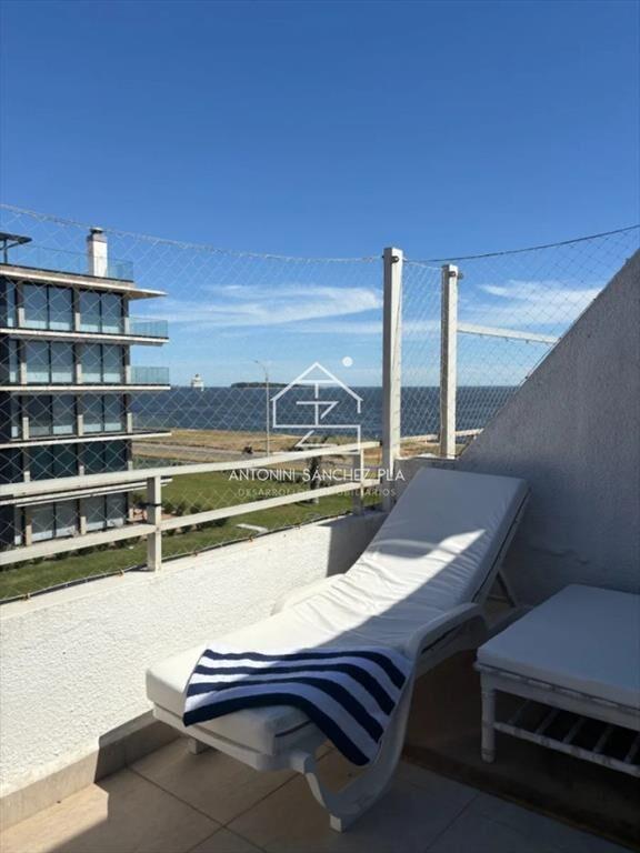 Apartamento en parada 33 playa mansa