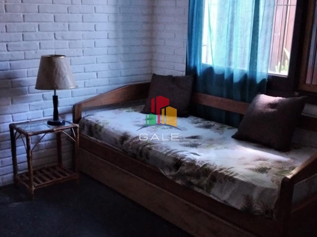 Casa de 4 dormitorios en alquiler en Playa Mansa