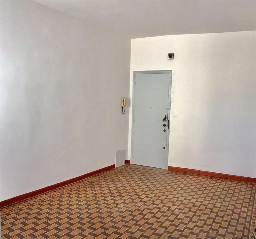 Venta de apartamento con renta en Jacinto Vera