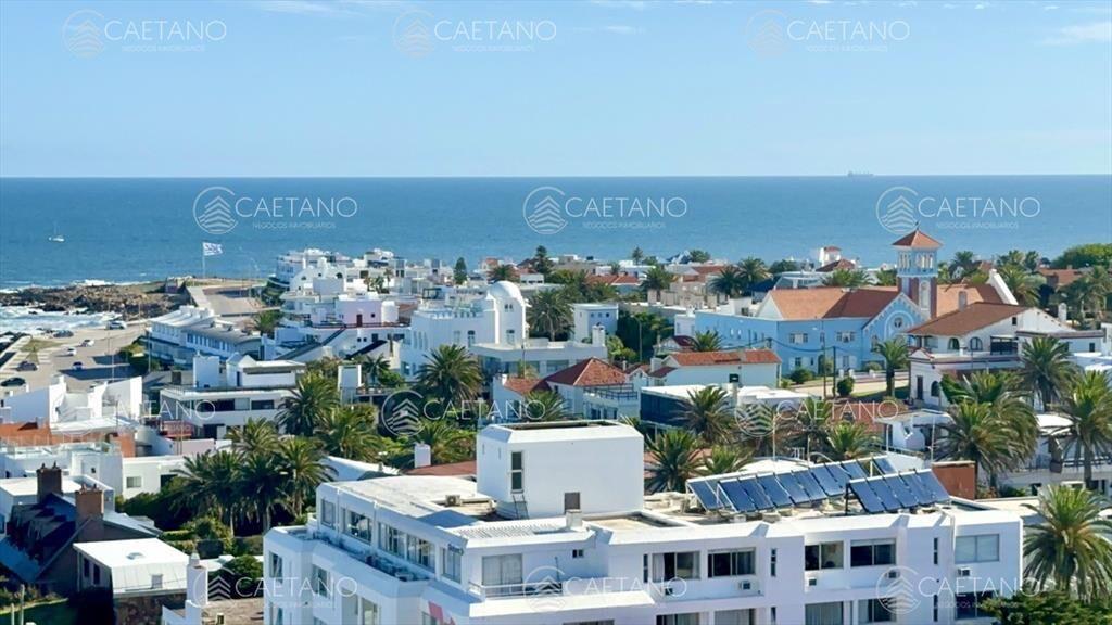 Piso alto en venta, con inmejorable vistas al mar
