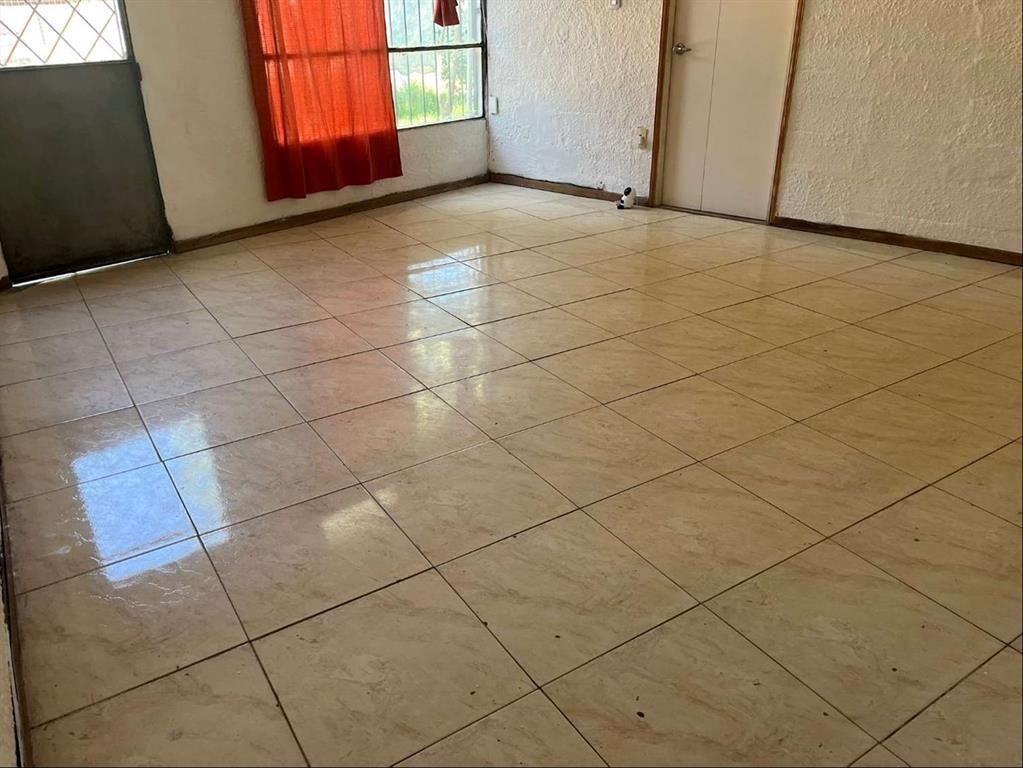 *** ALQUILADO *** A 350 METROS DE AV. GIANNATTASIO 2 dormit