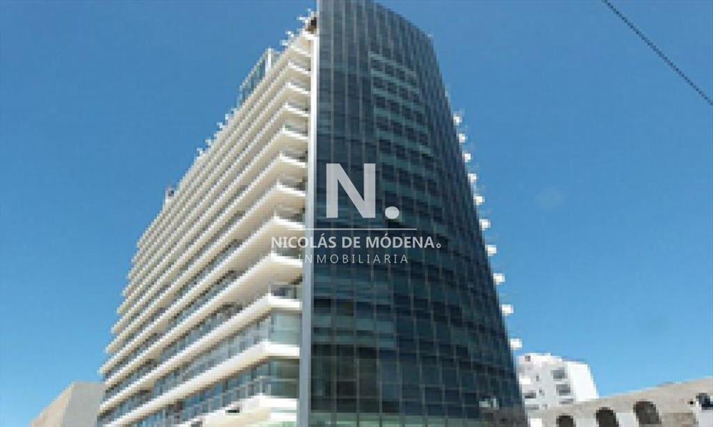 Departamento en venta, 3 dormitorios.