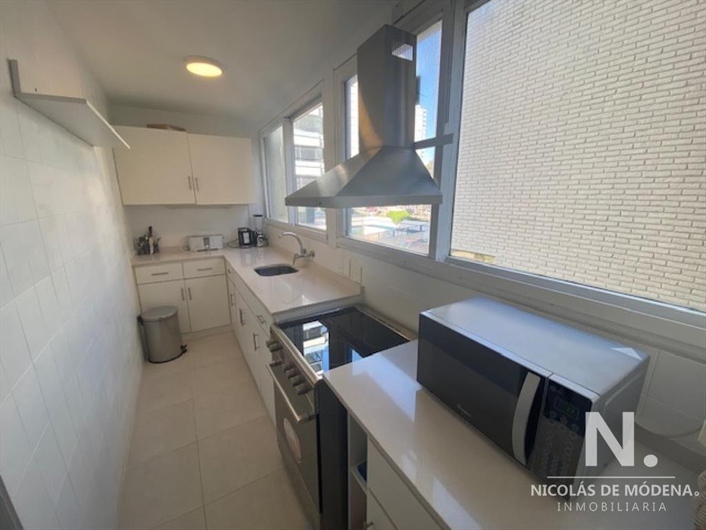Apartamento frente al puerto - la vista es excelente - Codi