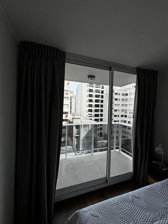 Venta de apartamento amoblado con renta en Pocitos