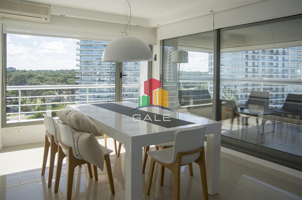 Vende gran apartamento en Brava - Punta del Este