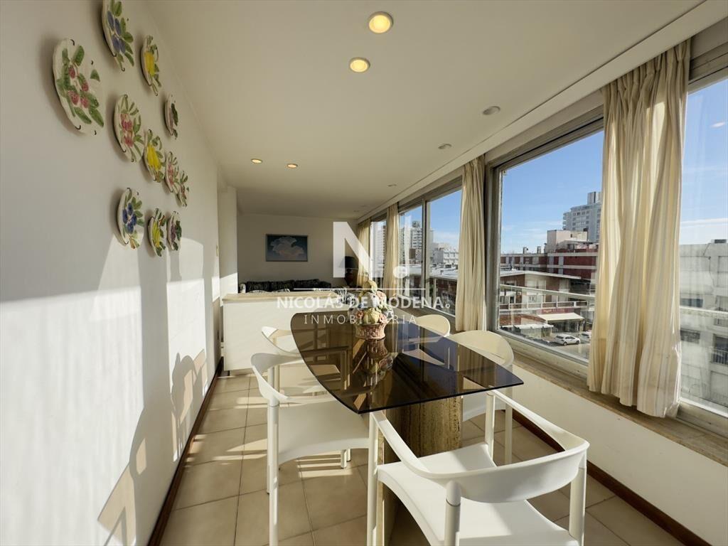 Departamento de 2 dormitorios en venta en - Punta