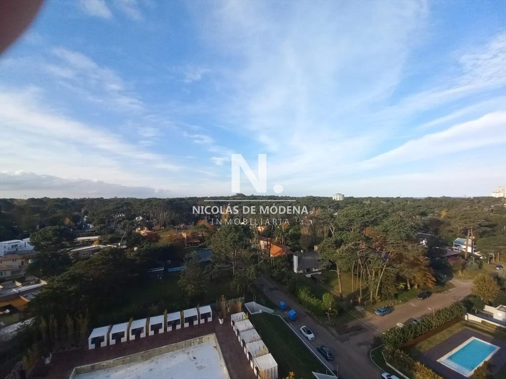 Departamento de 2 dormitorios en venta en torre