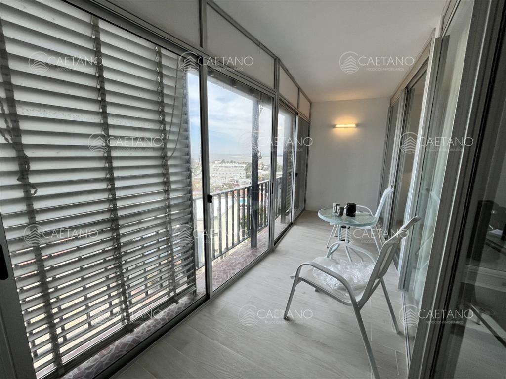 Venta apartamento 1 dormitorio y medio. Punta del