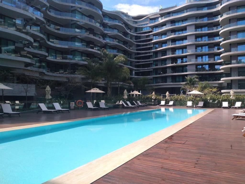 Forum, 61 m2 , amplia terraza, amenities, garaje !!