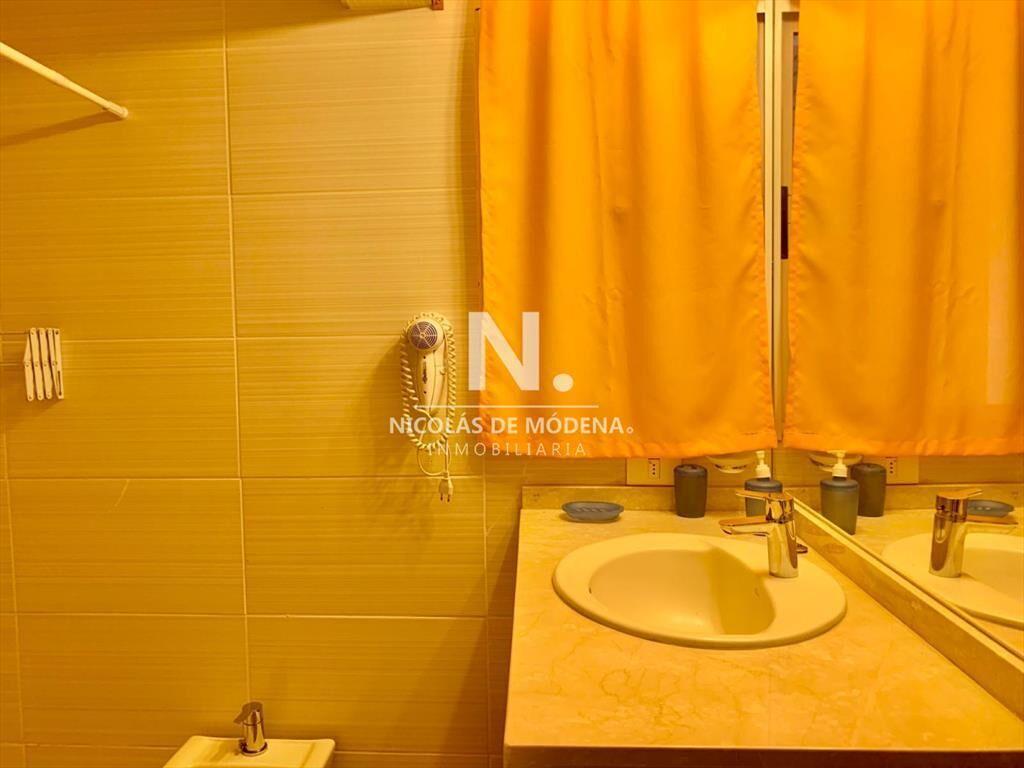 Apartamento de Dos Dormitorios en venta Playa Mansa