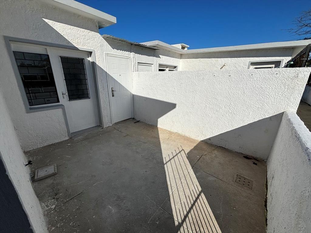 Venta Casas Shangrilá Sur padrón con 8 casas para inversión