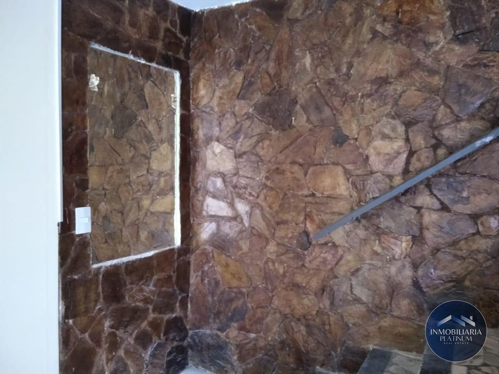 Casa en venta 2D c/ cochera y terraza en Unión