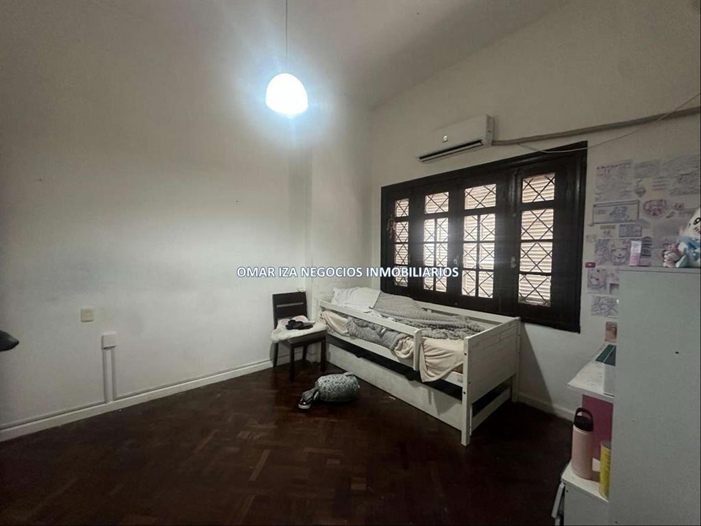 VENTA CASA PH EN BRAZO ORIENTAL, 3 DORMITORIOS , JARDIN AL