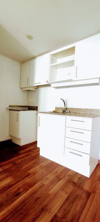 Venta apartamento 2 dormitorios Ciudad Vieja. Opción garaje