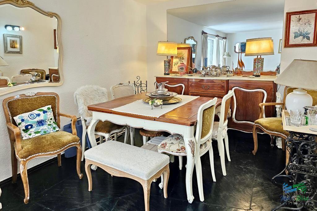 Se alquila apartamento 1 dormitorio con cochera
