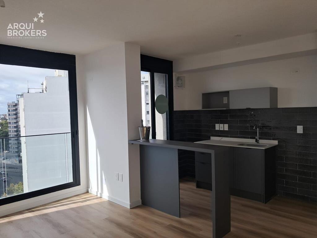 Apartamento de 2 dormitorios en alquiler en Cordón - 1003