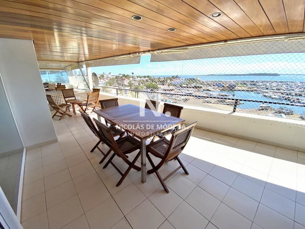 Apartamento en Venta de 3 dormitorios en el , del