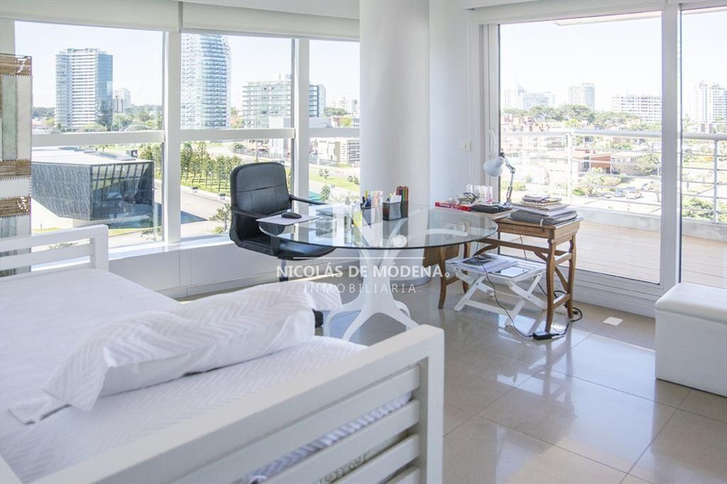 Hermoso departamento en venta. Alexander