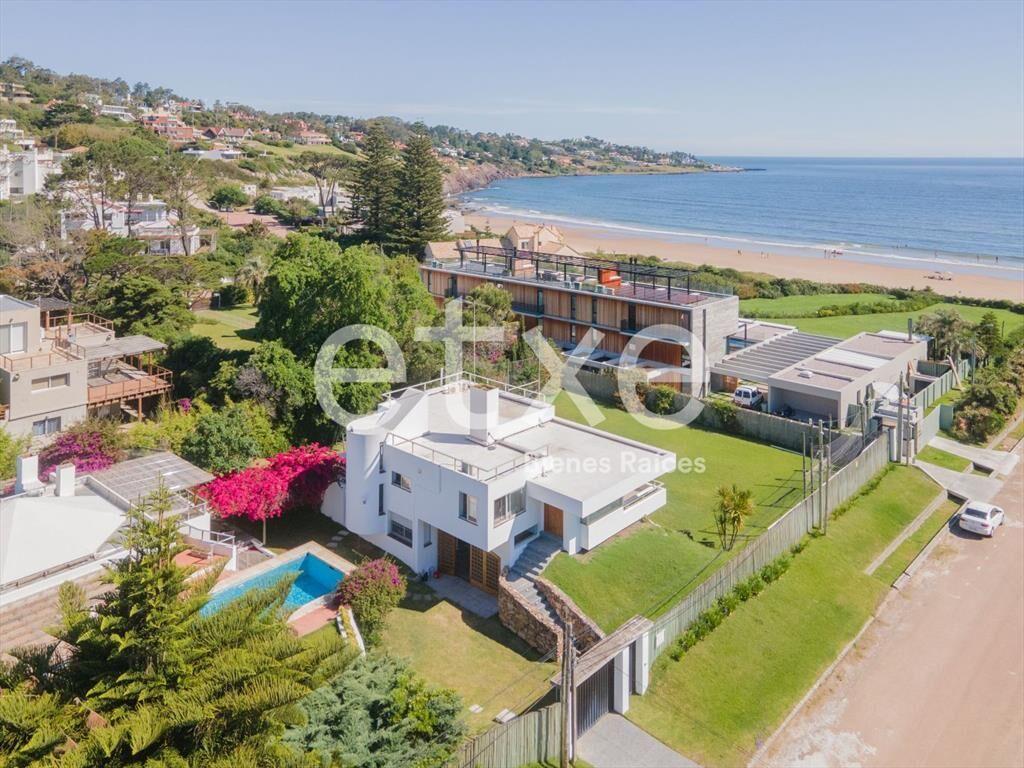 Venta de Magnífica Casa Playa Portezuelo...