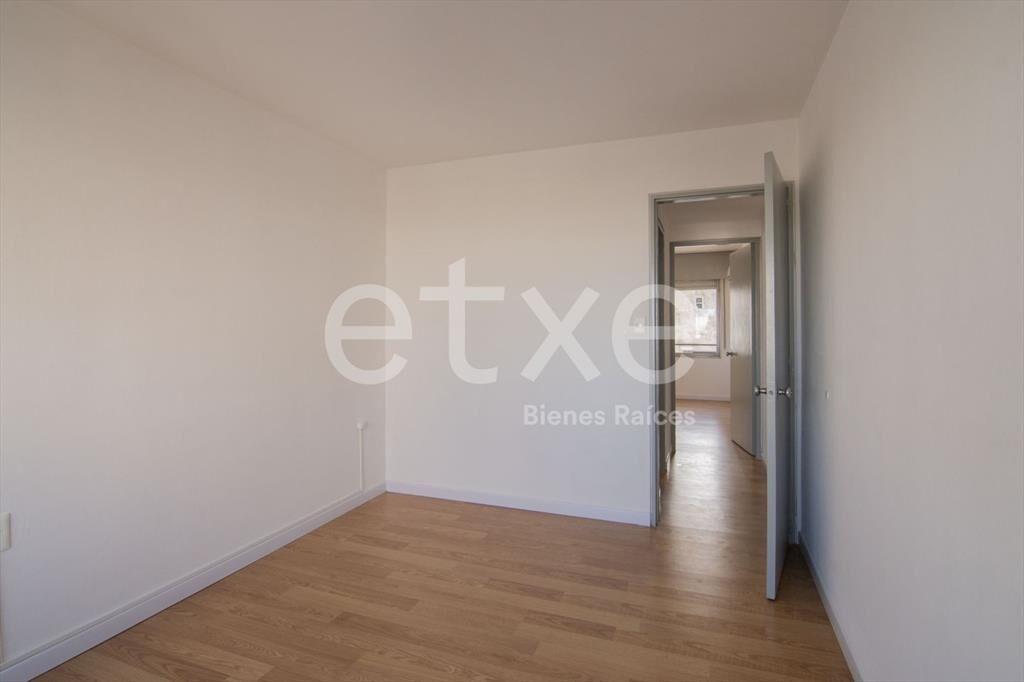 Apartamento en Alquiler