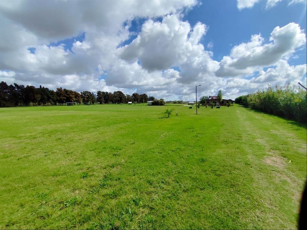 Campo deportivo, ideal club de futbol, colegio, 3 canchas d