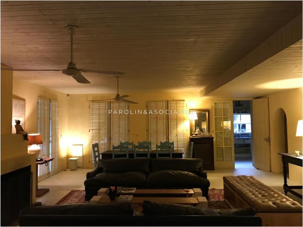 Casa en Venta de 4 Dormitorios en Rincon del del