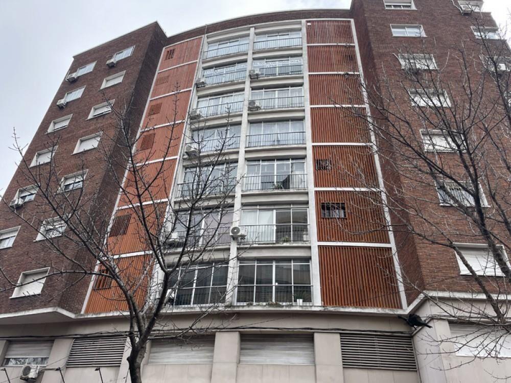 Venta apartamento 2 dorm en Aguada, Av. del Libertador