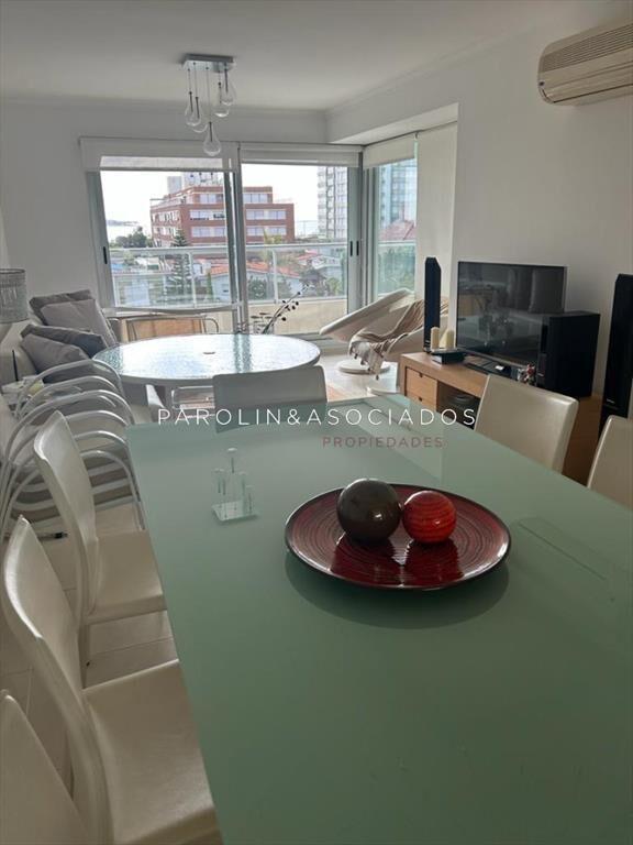 Apartamento en venta de 2 dormitorios en Art del