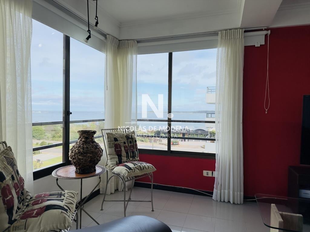 Apartamento en venta, 3 dormitorios, vista al