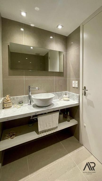 Apartamento De Categoría En Alquiler Temporada, 3 Dormit...