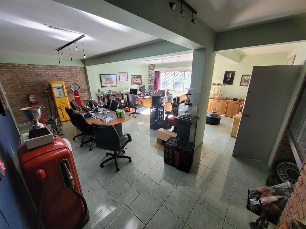 Galpones + oficinas en zona Aguada, sobre NY y Rondeau! Exc