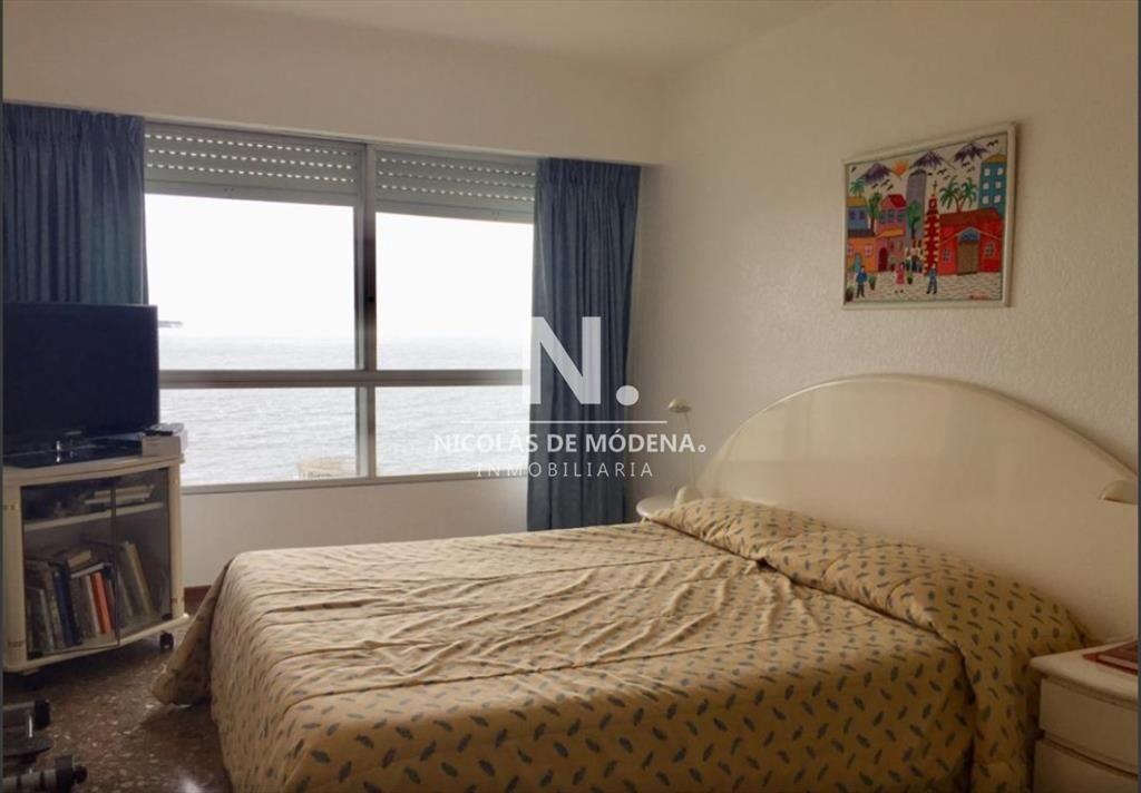hermoso departamento en torre Malecón ,
