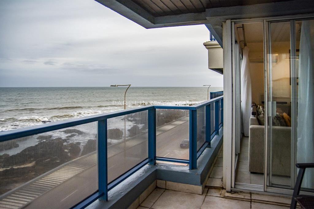 Penthouse en venta frente al mar en Puerto Lobo, Punta del
