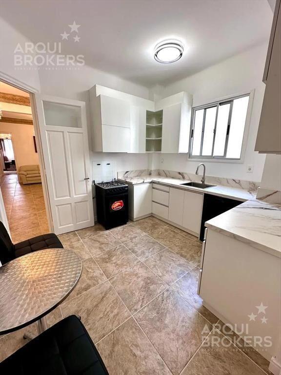 Apartamento en venta de 4 dormitorios en Centro, equipado