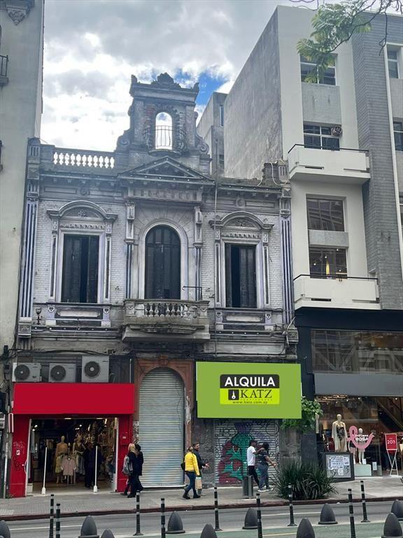 18 de julio y Vazquez, estrena, 440 m2 , 6 mts de frente, d