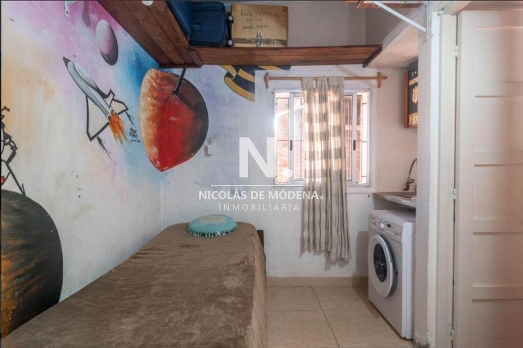 OPORTUNIDAD! Casa en Venta de 4 dormitorios en