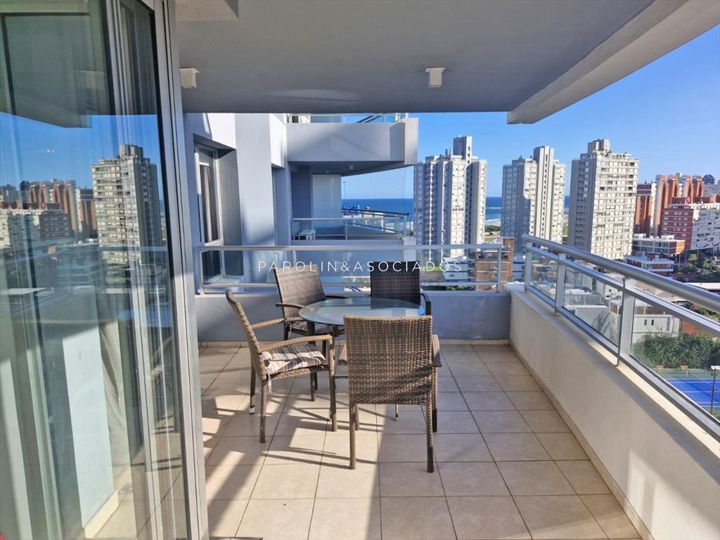 Apartamento en Venta de 3 Dormitorios en The 2,