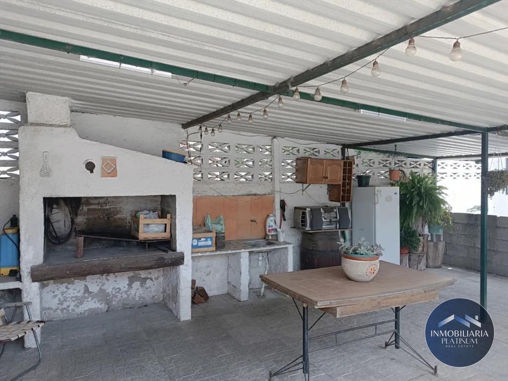 Casa en venta c/ cochera en Flor de Maroñas