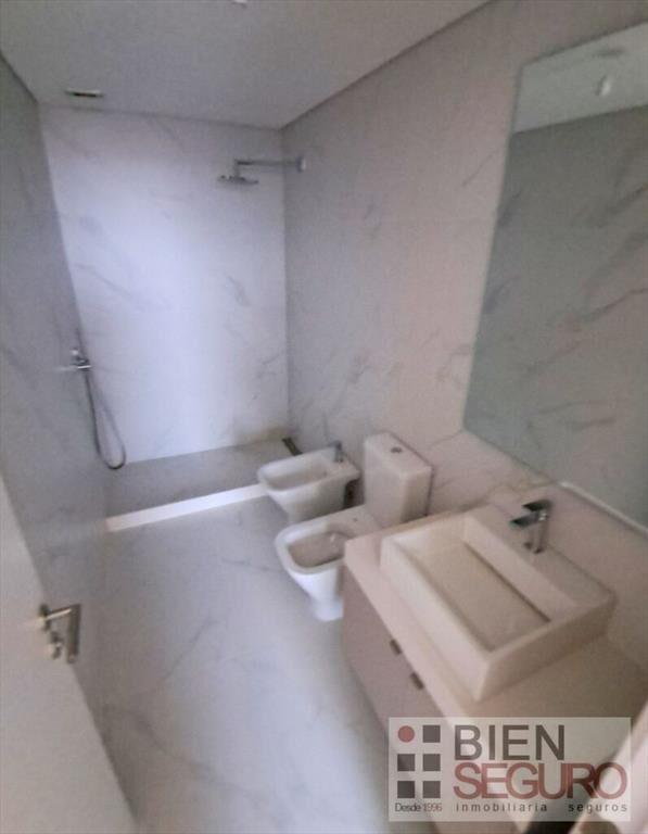 Apartamento de 2 dormitorios, a estrenar, en venta en Rbla